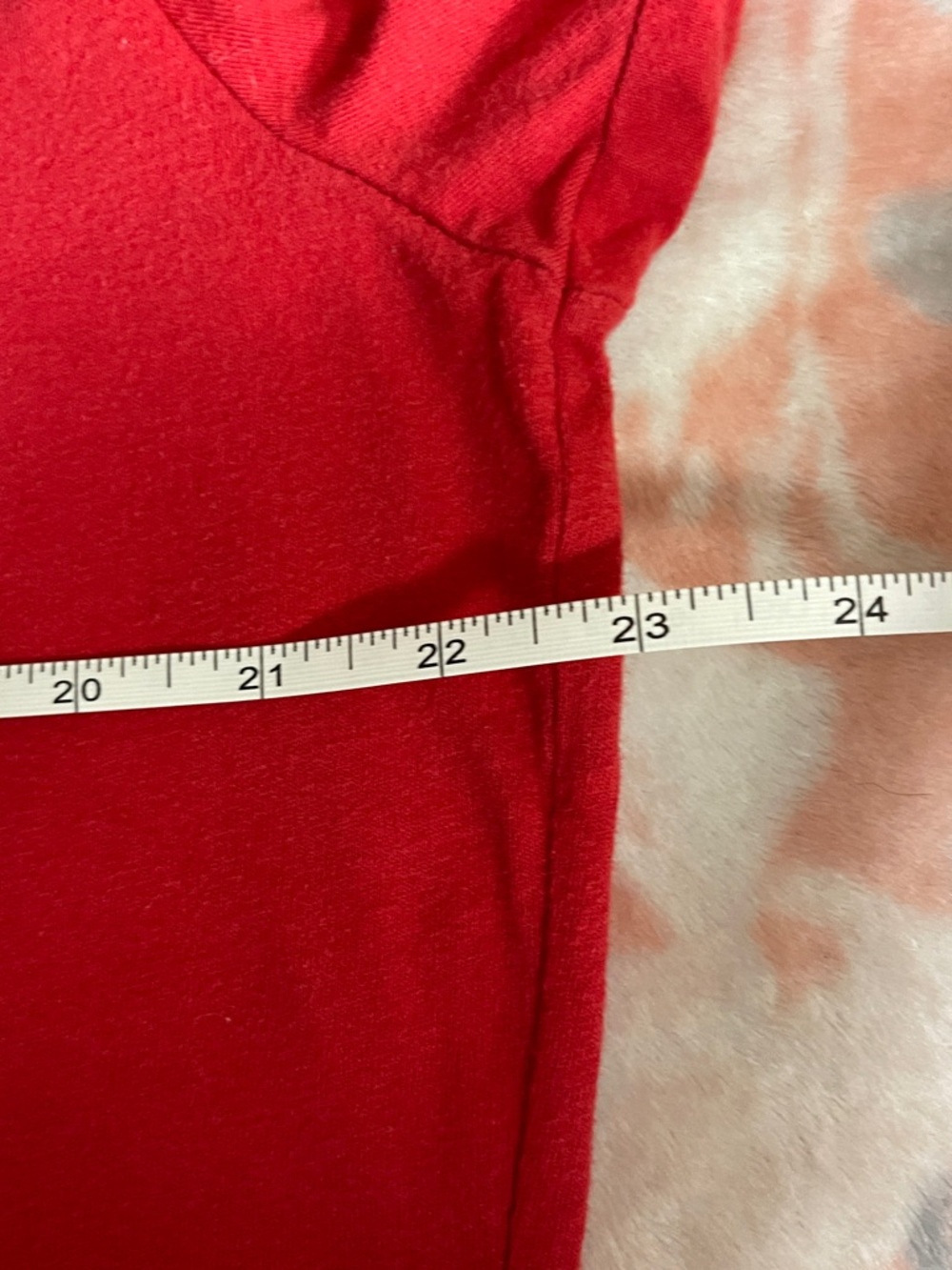 Aeropostale Red V-Neck Tee with Subtle Logo Print unisex - Picture 4 of 6